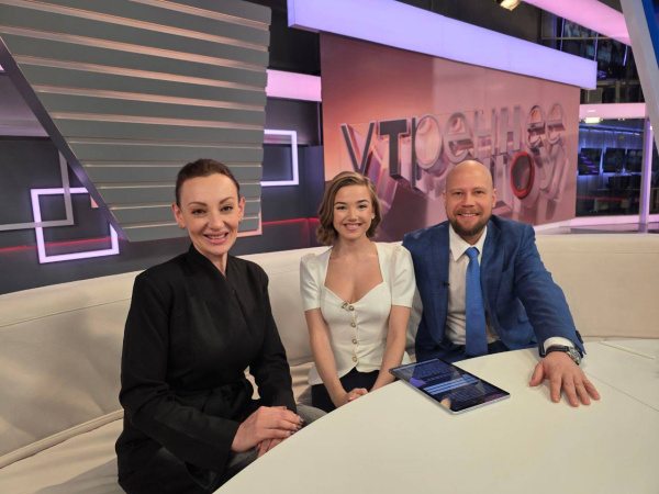 Наш преподаватель на главном городском телеканале